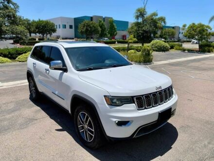 Джип Grand Cherokee 2018 у Луцьку на Automoto.ua Білий Джип Grand Cherokee, об'ємом двигуна 3.6 л та пробігом 78 тис. км за 13600 $, фото 1 на Automoto.ua