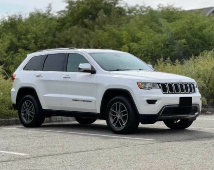 Белый Джип Гранд Чероки, объемом двигателя 3.6 л и пробегом 47 тыс. км за 4700 $, фото 1 на Automoto.ua