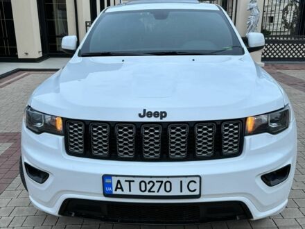 Білий Джип Grand Cherokee, об'ємом двигуна 3.6 л та пробігом 114 тис. км за 22500 $, фото 1 на Automoto.ua