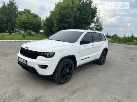 Білий Джип Grand Cherokee, об'ємом двигуна 3.6 л та пробігом 64 тис. км за 28500 $, фото 1 на Automoto.ua