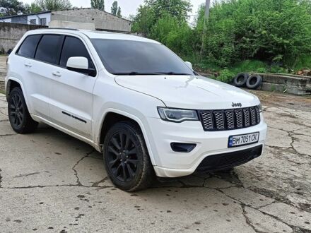 Белый Джип Гранд Чероки, объемом двигателя 3.6 л и пробегом 140 тыс. км за 20000 $, фото 1 на Automoto.ua