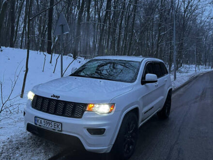 Білий Джип Grand Cherokee, об'ємом двигуна 3.6 л та пробігом 175 тис. км за 22500 $, фото 1 на Automoto.ua