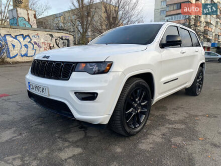Білий Джип Grand Cherokee, об'ємом двигуна 3.6 л та пробігом 98 тис. км за 25300 $, фото 1 на Automoto.ua