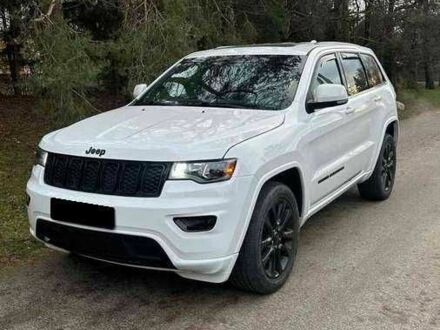 Білий Джип Grand Cherokee, об'ємом двигуна 3.6 л та пробігом 65 тис. км за 17999 $, фото 1 на Automoto.ua