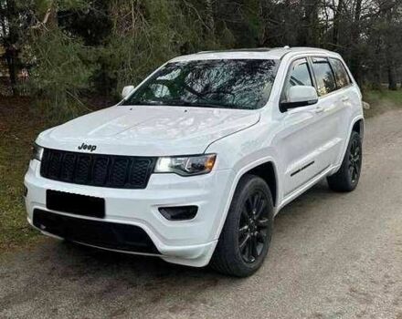 Белый Джип Гранд Чероки, объемом двигателя 3.6 л и пробегом 65 тыс. км за 17999 $, фото 1 на Automoto.ua