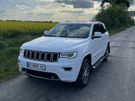 Білий Джип Grand Cherokee, об'ємом двигуна 2.99 л та пробігом 150 тис. км за 35500 $, фото 1 на Automoto.ua