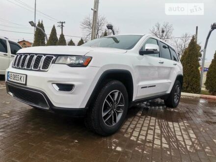 Джип Grand Cherokee 2019 у Вінниці на Automoto.ua Білий Джип Grand Cherokee, об'ємом двигуна 3.6 л та пробігом 102 тис. км за 22800 $, фото 1 на Automoto.ua