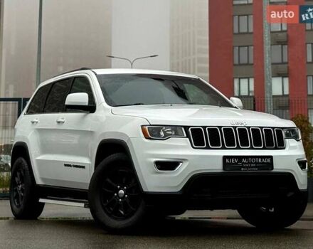 Белый Джип Гранд Чероки, объемом двигателя 3.6 л и пробегом 142 тыс. км за 22500 $, фото 1 на Automoto.ua