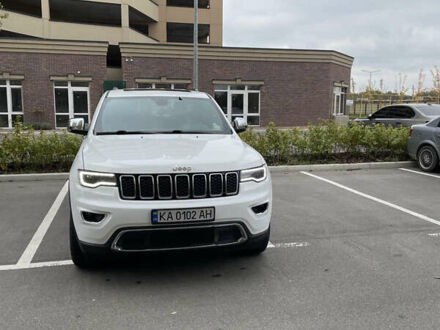 Белый Джип Гранд Чероки, объемом двигателя 3.6 л и пробегом 67 тыс. км за 29999 $, фото 1 на Automoto.ua