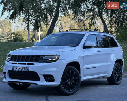 Джип Grand Cherokee 2020 у Києві на Automoto.ua Білий Джип Grand Cherokee, об'ємом двигуна 5.7 л та пробігом 43 тис. км за 35999 $, фото 1 на Automoto.ua