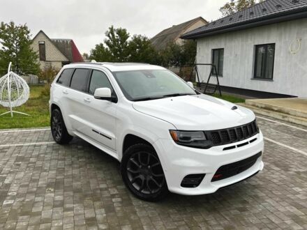 Белый Джип Гранд Чероки, объемом двигателя 5.7 л и пробегом 82 тыс. км за 29500 $, фото 1 на Automoto.ua