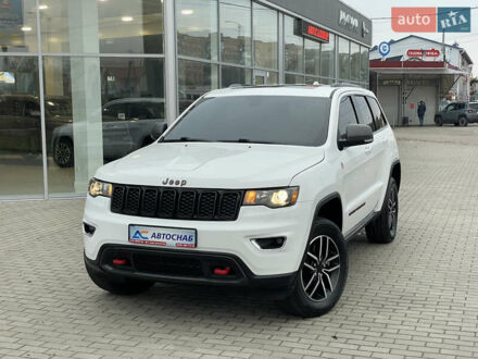 Білий Джип Grand Cherokee, об'ємом двигуна 3.6 л та пробігом 130 тис. км за 29300 $, фото 1 на Automoto.ua