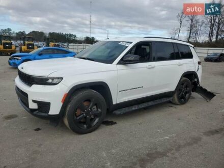 Джип Grand Cherokee 2023 у Києві на Automoto.ua Білий Джип Grand Cherokee, об'ємом двигуна 3.6 л та пробігом 31 тис. км за 12999 $, фото 1 на Automoto.ua