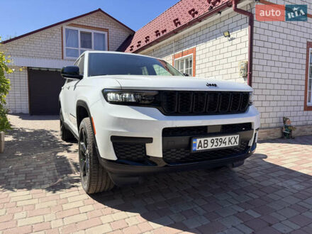 Джип Гранд Чероки 2024 в Жмеренке на Automoto.ua Белый Джип Гранд Чероки, объемом двигателя 3.6 л и пробегом 1 тыс. км за 49900 $, фото 1 на Automoto.ua