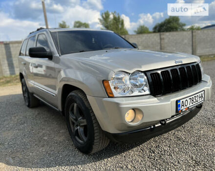 Бежевий Джип Grand Cherokee, об'ємом двигуна 3 л та пробігом 296 тис. км за 11000 $, фото 9 на Automoto.ua