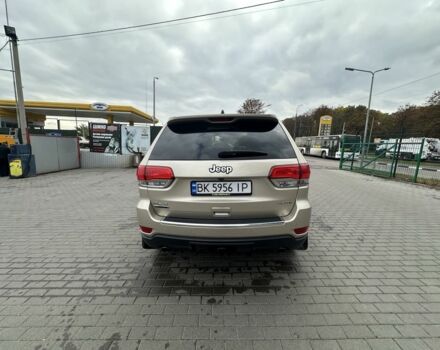 Джип Grand Cherokee 2013 у Рівному на Automoto.ua Бежевий Джип Grand Cherokee, об'ємом двигуна 3 л та пробігом 157 тис. км за 524 $, фото 6 на Automoto.ua
