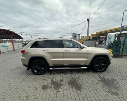 Джип Grand Cherokee 2013 у Рівному на Automoto.ua Бежевий Джип Grand Cherokee, об'ємом двигуна 3 л та пробігом 157 тис. км за 524 $, фото 4 на Automoto.ua