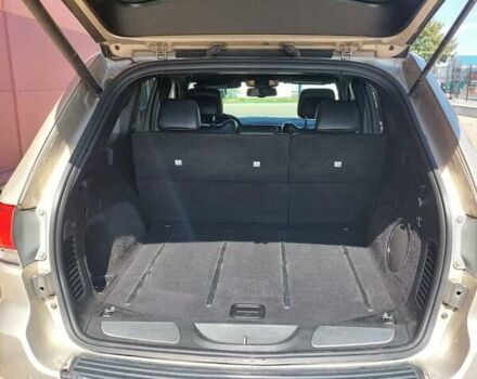 Бежевий Джип Grand Cherokee, об'ємом двигуна 3 л та пробігом 157 тис. км за 19500 $, фото 2 на Automoto.ua
