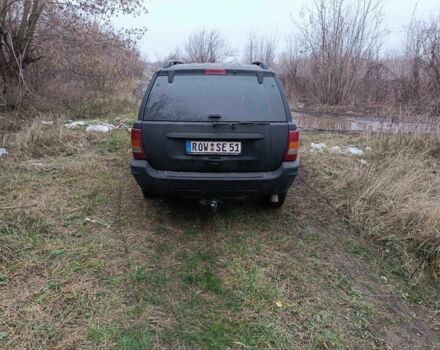 Черный Джип Гранд Чероки, объемом двигателя 2.7 л и пробегом 380 тыс. км за 4700 $, фото 3 на Automoto.ua