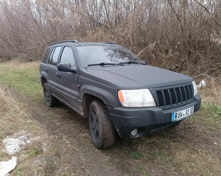 Черный Джип Гранд Чероки, объемом двигателя 2.7 л и пробегом 380 тыс. км за 4700 $, фото 1 на Automoto.ua