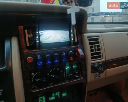 Черный Джип Гранд Чероки, объемом двигателя 5.2 л и пробегом 350 тыс. км за 5400 $, фото 11 на Automoto.ua