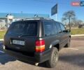 Черный Джип Гранд Чероки, объемом двигателя 5.2 л и пробегом 350 тыс. км за 4500 $, фото 2 на Automoto.ua
