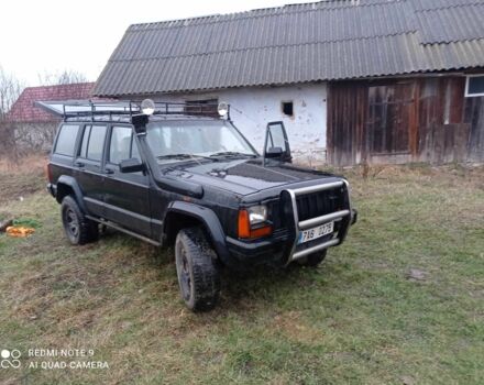 Чорний Джип Grand Cherokee, об'ємом двигуна 2.5 л та пробігом 100 тис. км за 3700 $, фото 3 на Automoto.ua