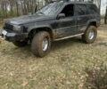 Черный Джип Гранд Чероки, объемом двигателя 5.2 л и пробегом 300 тыс. км за 7500 $, фото 6 на Automoto.ua