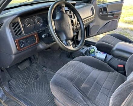 Черный Джип Гранд Чероки, объемом двигателя 3 л и пробегом 130 тыс. км за 7800 $, фото 28 на Automoto.ua