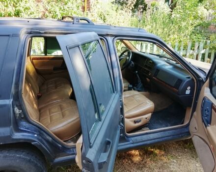 Чорний Джип Grand Cherokee, об'ємом двигуна 2.5 л та пробігом 350 тис. км за 1700 $, фото 5 на Automoto.ua