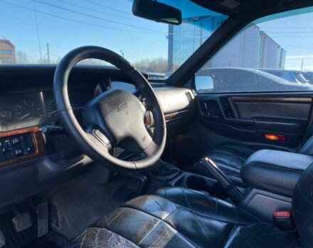 Черный Джип Гранд Чероки, объемом двигателя 0.25 л и пробегом 428 тыс. км за 7000 $, фото 7 на Automoto.ua