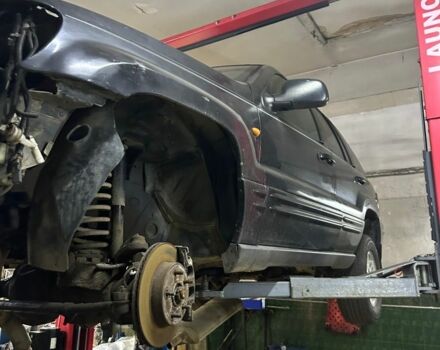 Чорний Джип Grand Cherokee, об'ємом двигуна 0 л та пробігом 300 тис. км за 3900 $, фото 1 на Automoto.ua
