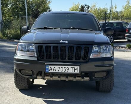Черный Джип Гранд Чероки, объемом двигателя 4.7 л и пробегом 350 тыс. км за 11000 $, фото 2 на Automoto.ua