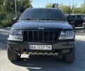 Черный Джип Гранд Чероки, объемом двигателя 4.7 л и пробегом 350 тыс. км за 11000 $, фото 2 на Automoto.ua