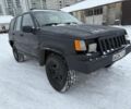 Чорний Джип Grand Cherokee, об'ємом двигуна 2.5 л та пробігом 290 тис. км за 2300 $, фото 1 на Automoto.ua