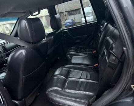 Черный Джип Гранд Чероки, объемом двигателя 2.7 л и пробегом 266 тыс. км за 3700 $, фото 7 на Automoto.ua