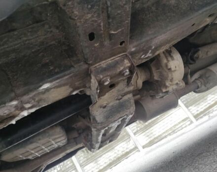 Чорний Джип Grand Cherokee, об'ємом двигуна 2.7 л та пробігом 272 тис. км за 2838 $, фото 12 на Automoto.ua