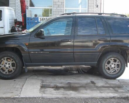 Чорний Джип Grand Cherokee, об'ємом двигуна 3.1 л та пробігом 223 тис. км за 8000 $, фото 1 на Automoto.ua