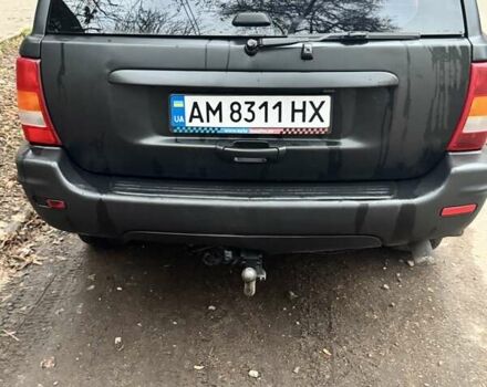 Черный Джип Гранд Чероки, объемом двигателя 2.69 л и пробегом 373 тыс. км за 5800 $, фото 2 на Automoto.ua