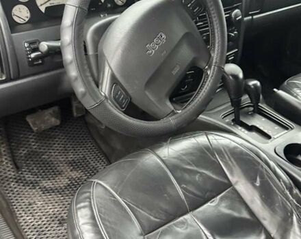 Черный Джип Гранд Чероки, объемом двигателя 2.69 л и пробегом 373 тыс. км за 5800 $, фото 10 на Automoto.ua