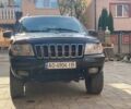 Черный Джип Гранд Чероки, объемом двигателя 2.7 л и пробегом 400 тыс. км за 8000 $, фото 1 на Automoto.ua