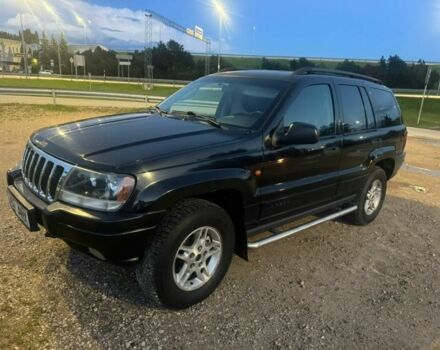 Черный Джип Гранд Чероки, объемом двигателя 2.7 л и пробегом 340 тыс. км за 6000 $, фото 1 на Automoto.ua