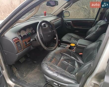 Черный Джип Гранд Чероки, объемом двигателя 2.69 л и пробегом 380 тыс. км за 4700 $, фото 9 на Automoto.ua