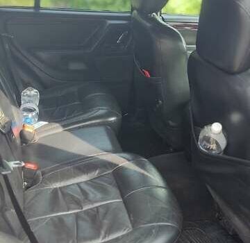 Черный Джип Гранд Чероки, объемом двигателя 2.7 л и пробегом 250 тыс. км за 5600 $, фото 4 на Automoto.ua