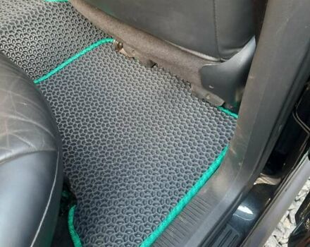 Черный Джип Гранд Чероки, объемом двигателя 2.69 л и пробегом 240 тыс. км за 9000 $, фото 13 на Automoto.ua