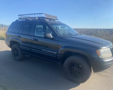 Чорний Джип Grand Cherokee, об'ємом двигуна 3.1 л та пробігом 300 тис. км за 4100 $, фото 1 на Automoto.ua