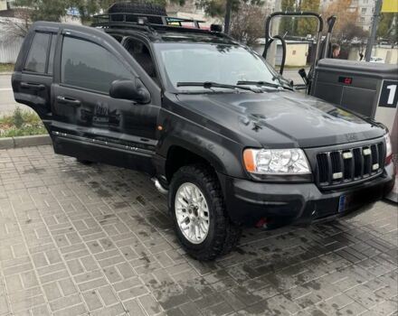 Черный Джип Гранд Чероки, объемом двигателя 2.7 л и пробегом 370 тыс. км за 6000 $, фото 1 на Automoto.ua
