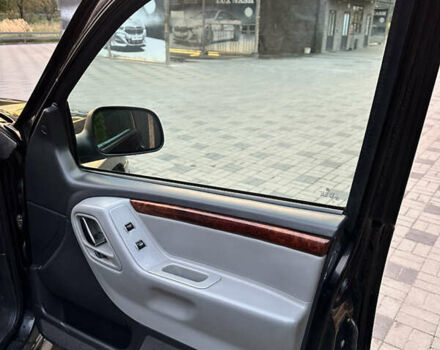 Джип Гранд Чероки 2004 в Иршава на Automoto.ua Черный Джип Гранд Чероки, объемом двигателя 2.7 л и пробегом 300 тыс. км за 8500 $, фото 9 на Automoto.ua