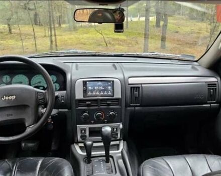 Черный Джип Гранд Чероки, объемом двигателя 0 л и пробегом 243 тыс. км за 4594 $, фото 4 на Automoto.ua