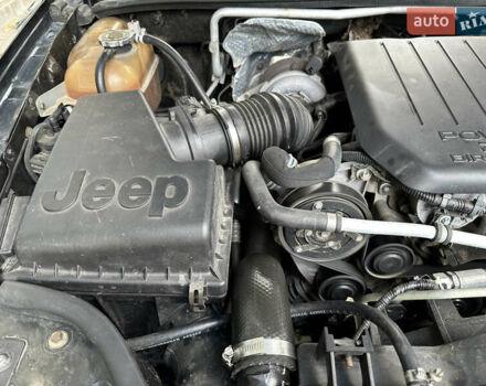 Чорний Джип Grand Cherokee, об'ємом двигуна 2.69 л та пробігом 286 тис. км за 16000 $, фото 40 на Automoto.ua